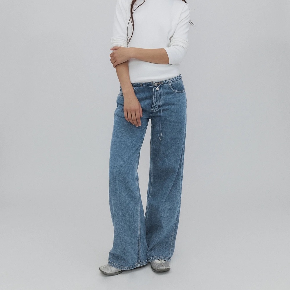 Still Here Cool Jeans - size 28 Excellent condition
